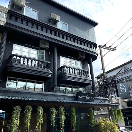 Champagne Hostel & Cafe Pattaya Exterior photo
